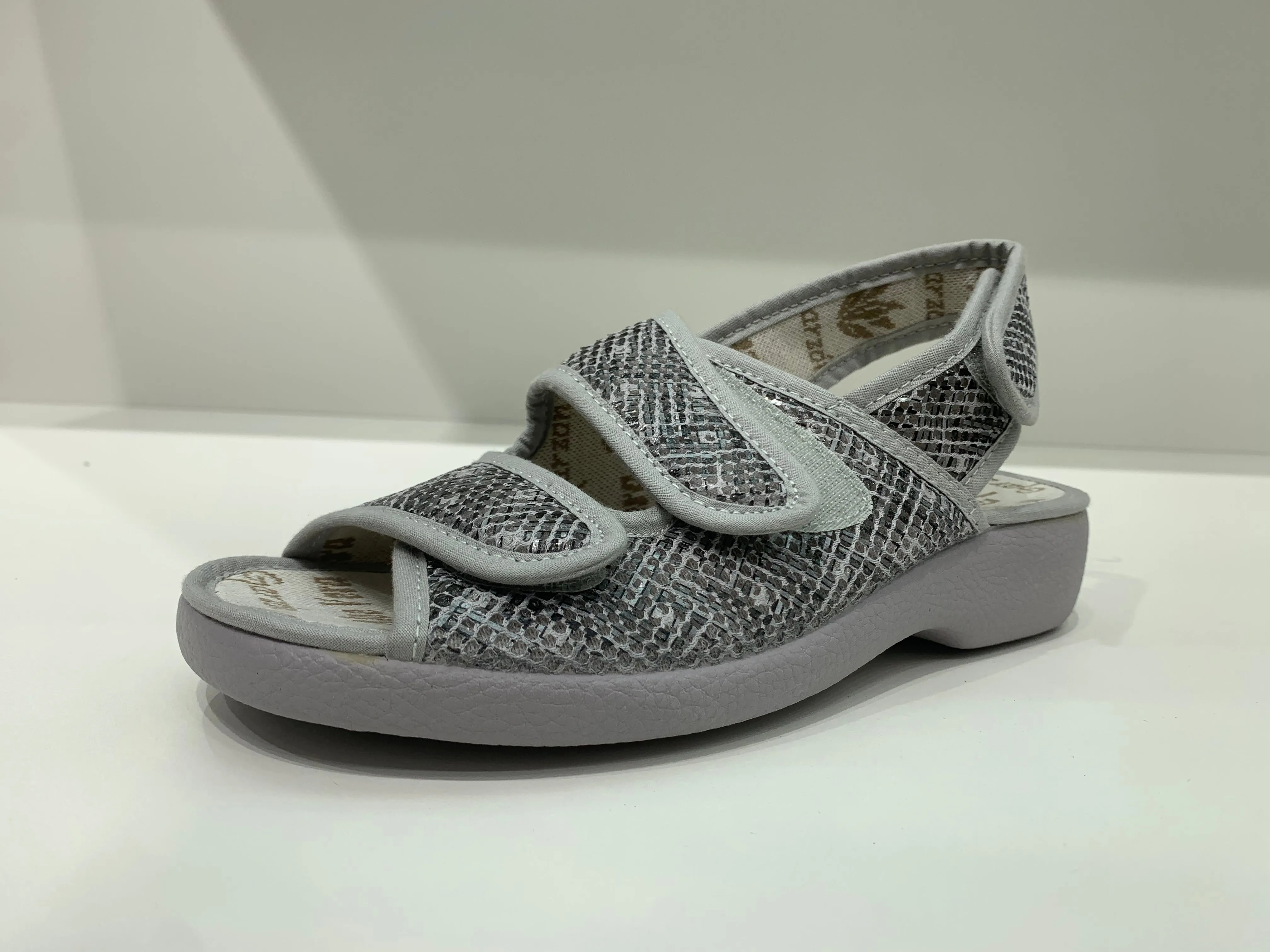 3215213 PEARL GREY