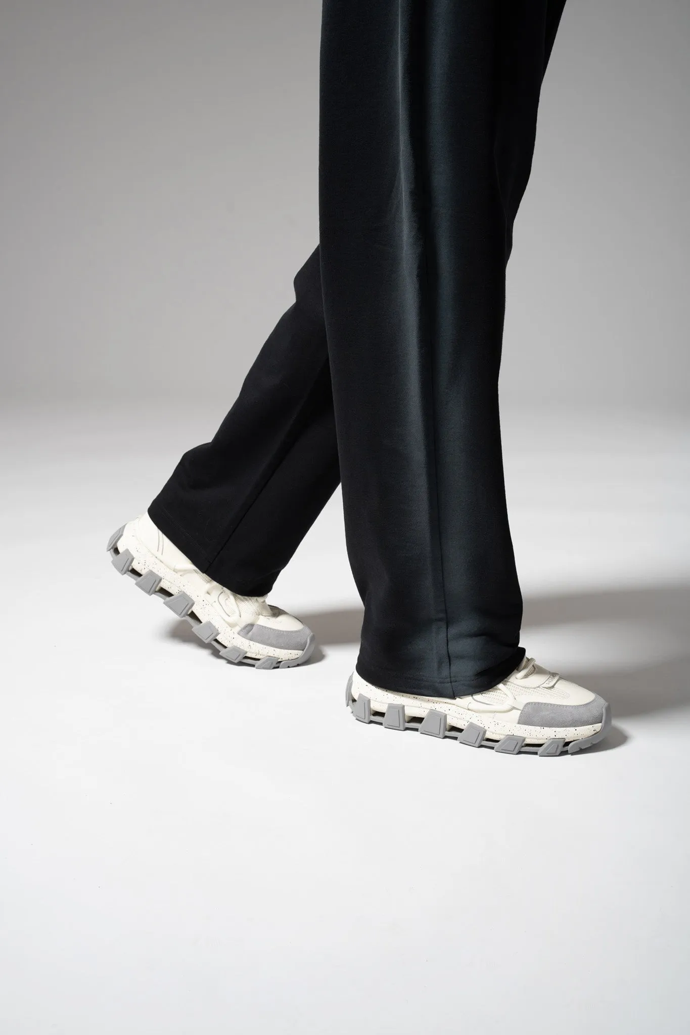 ACU LEVIT WHITE