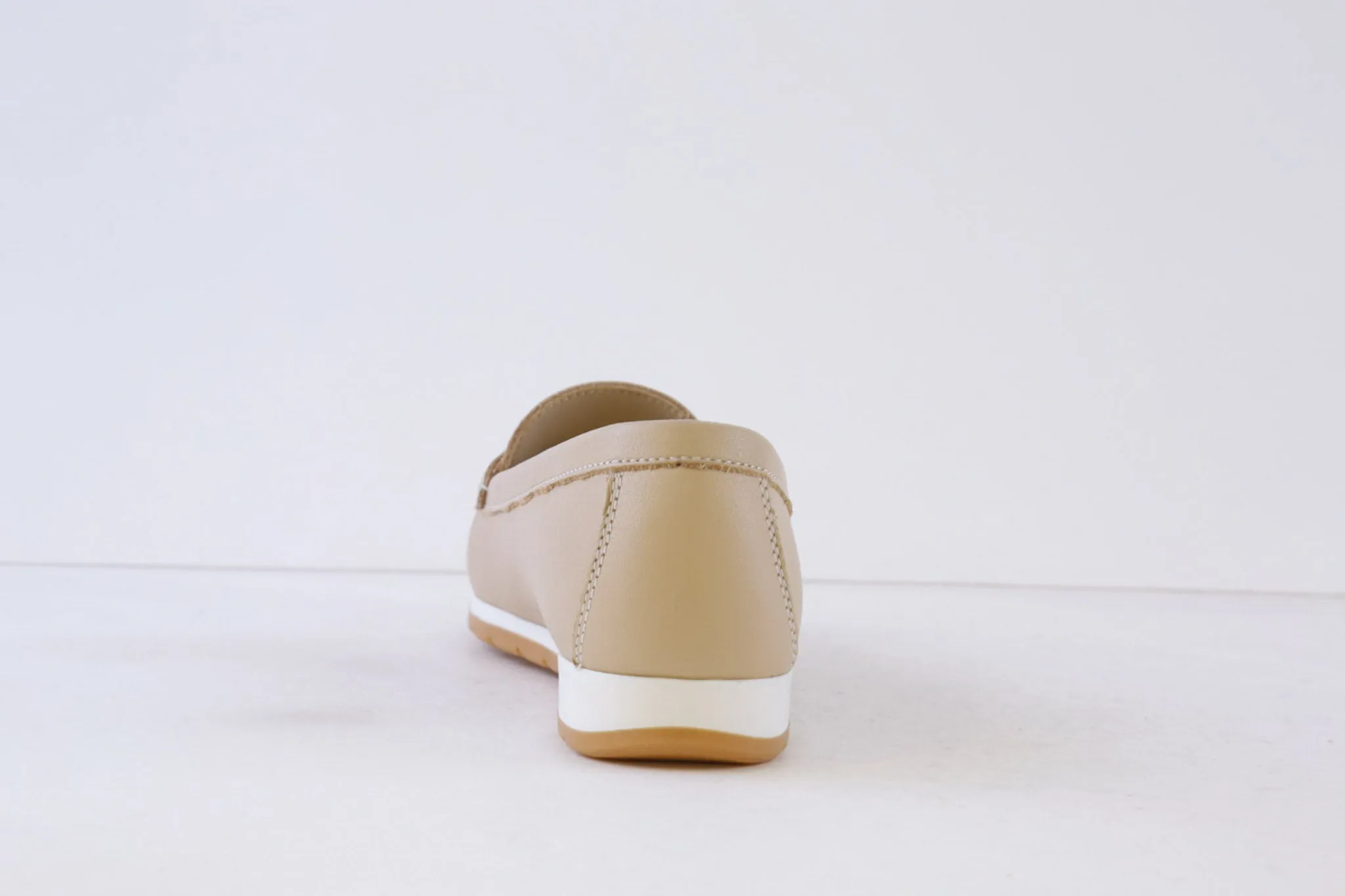 AEROBICS - 8380.014 FLAT SLIP-ON MOCCASIN SHOE - NUDE