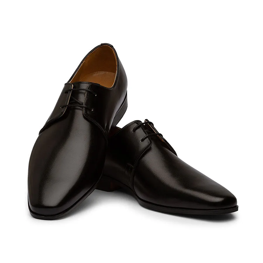 Black Two Eyelet Derby