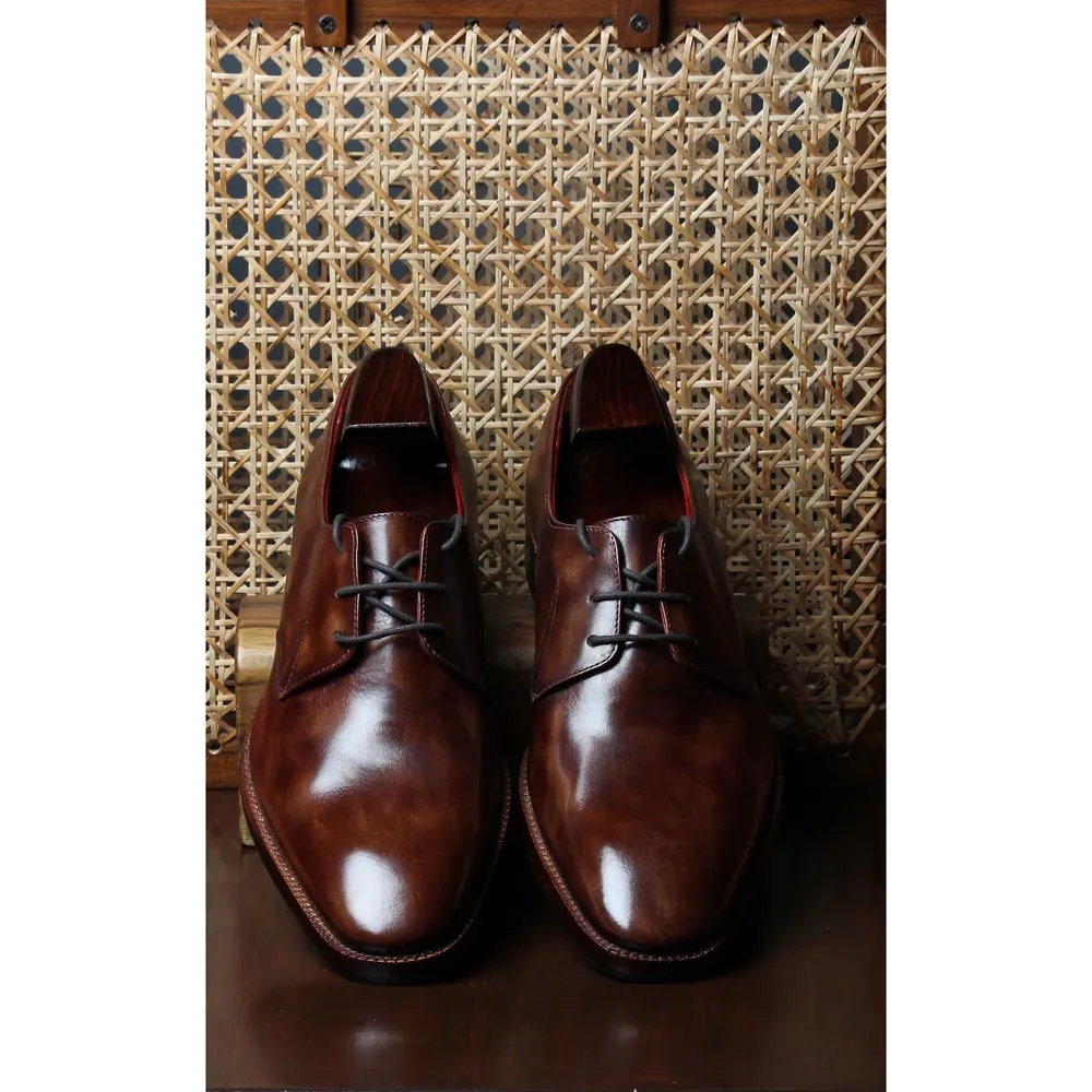 Brown Museum Calf Mirror Glossed Patina Derby