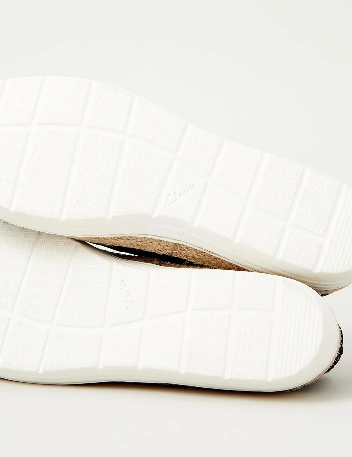 Clarks Women's Marie Mist Sneaker