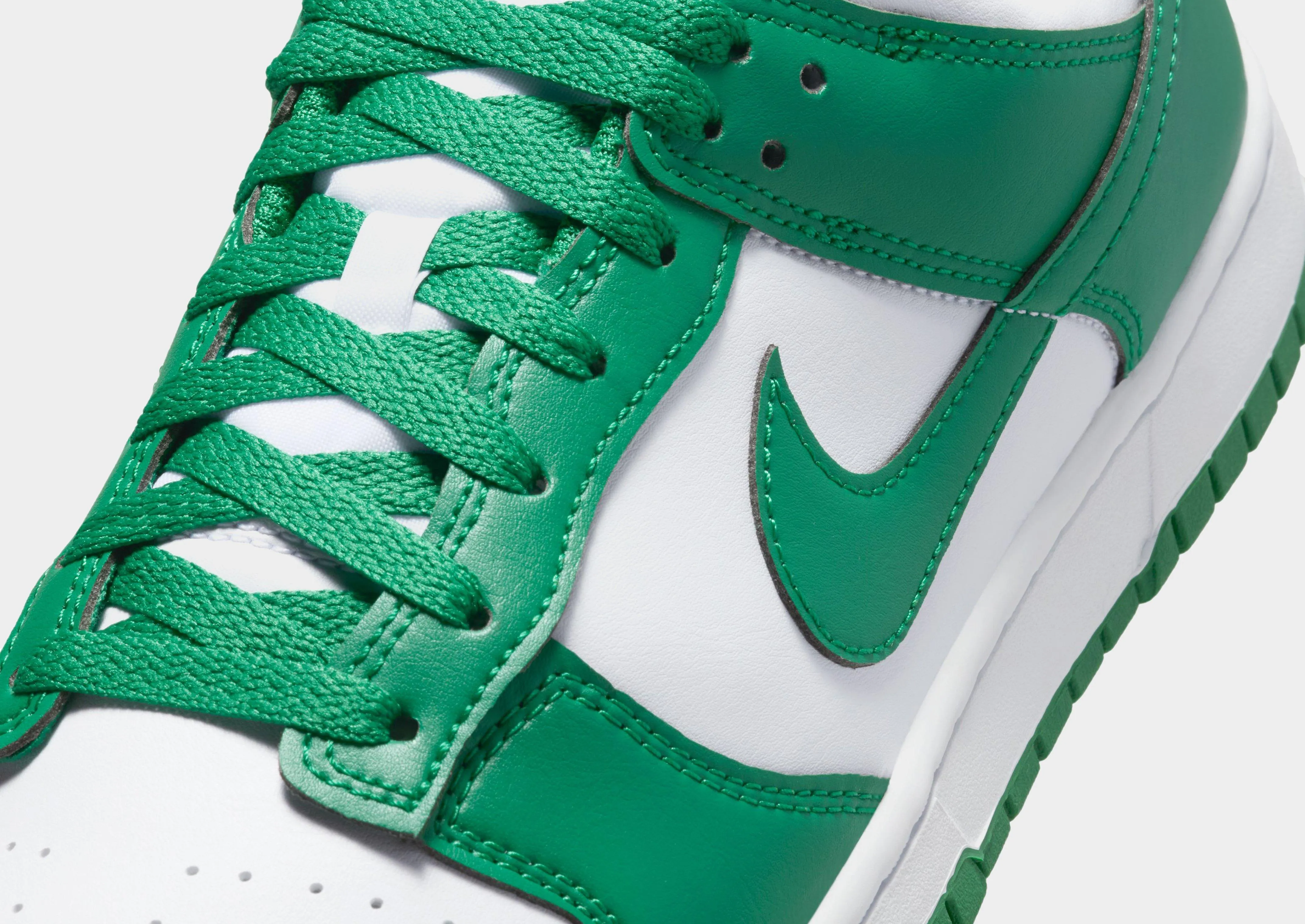 Dunk Low Retro
