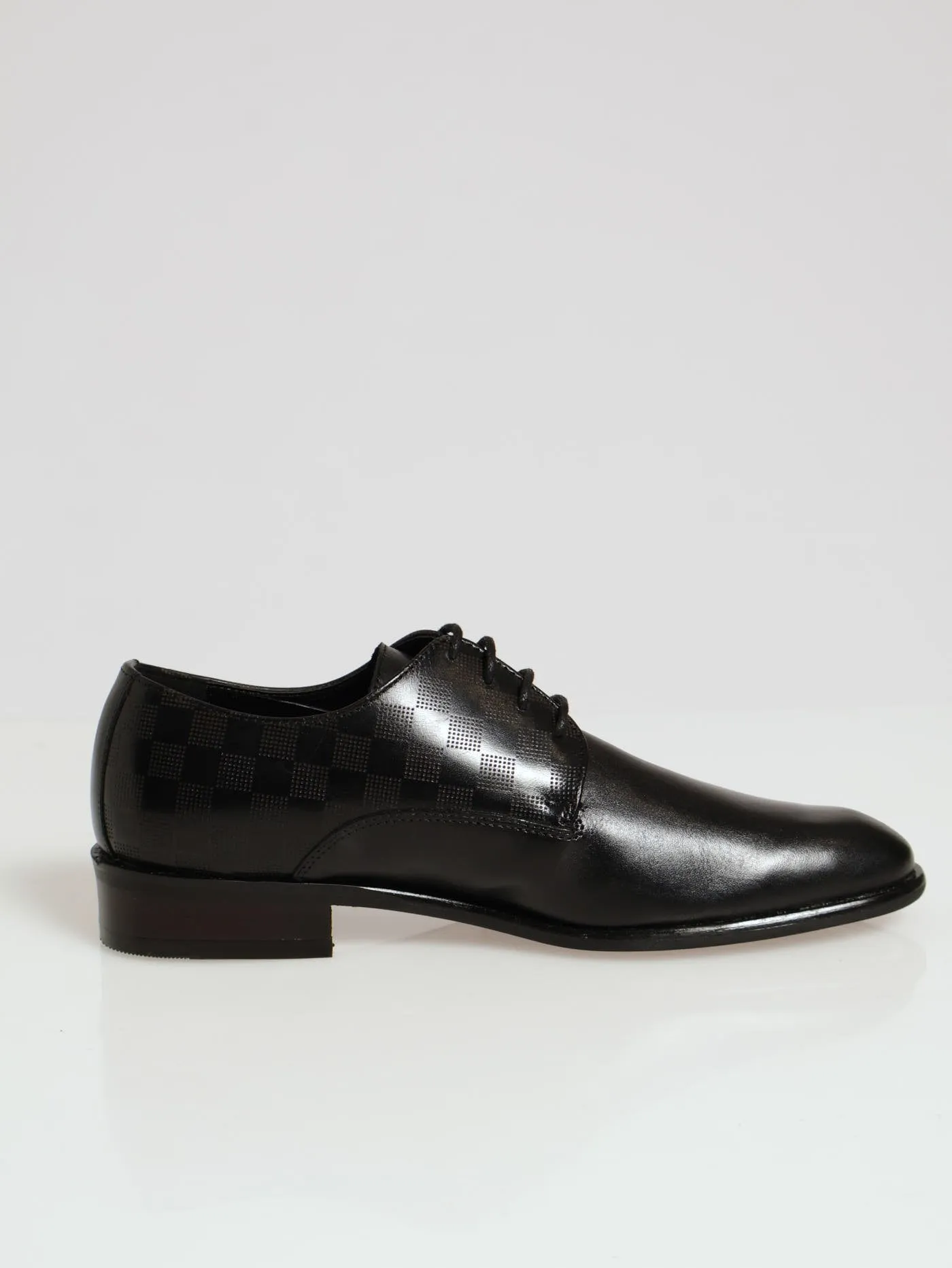 Lazer Back Quarter Lace Up Derby - Black