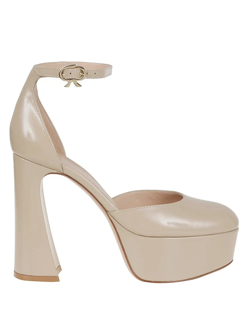 Leather Sandal With Iconic Ribbon Buckle