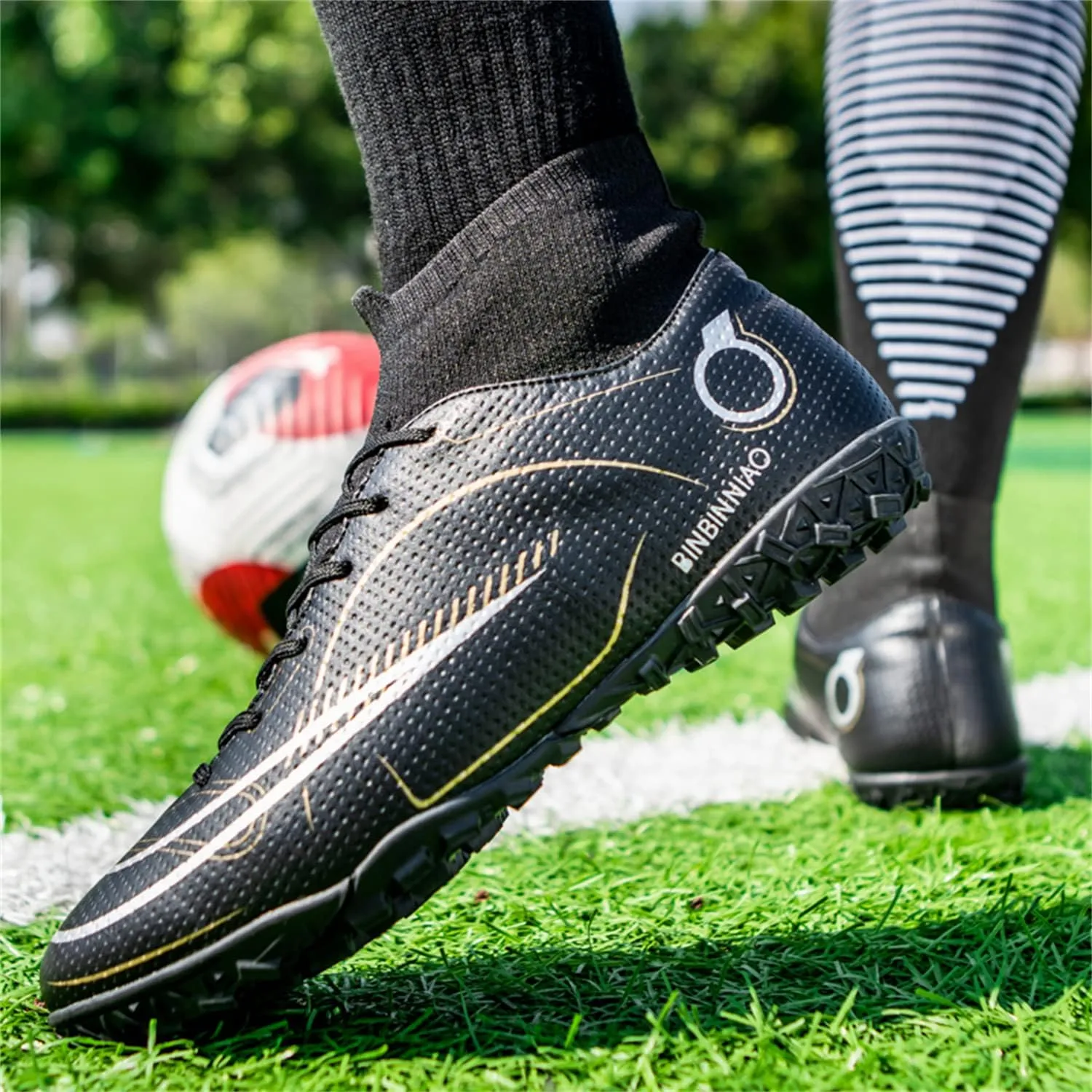 MDPCX Athletic Sports Football Shoes Men's Outdoor Football Shoes Track and Field Lawn World Team Running Sports Shoes Lightweight Breathable Non-Slip Shock-Absorbing Long Spikes Short Spikes