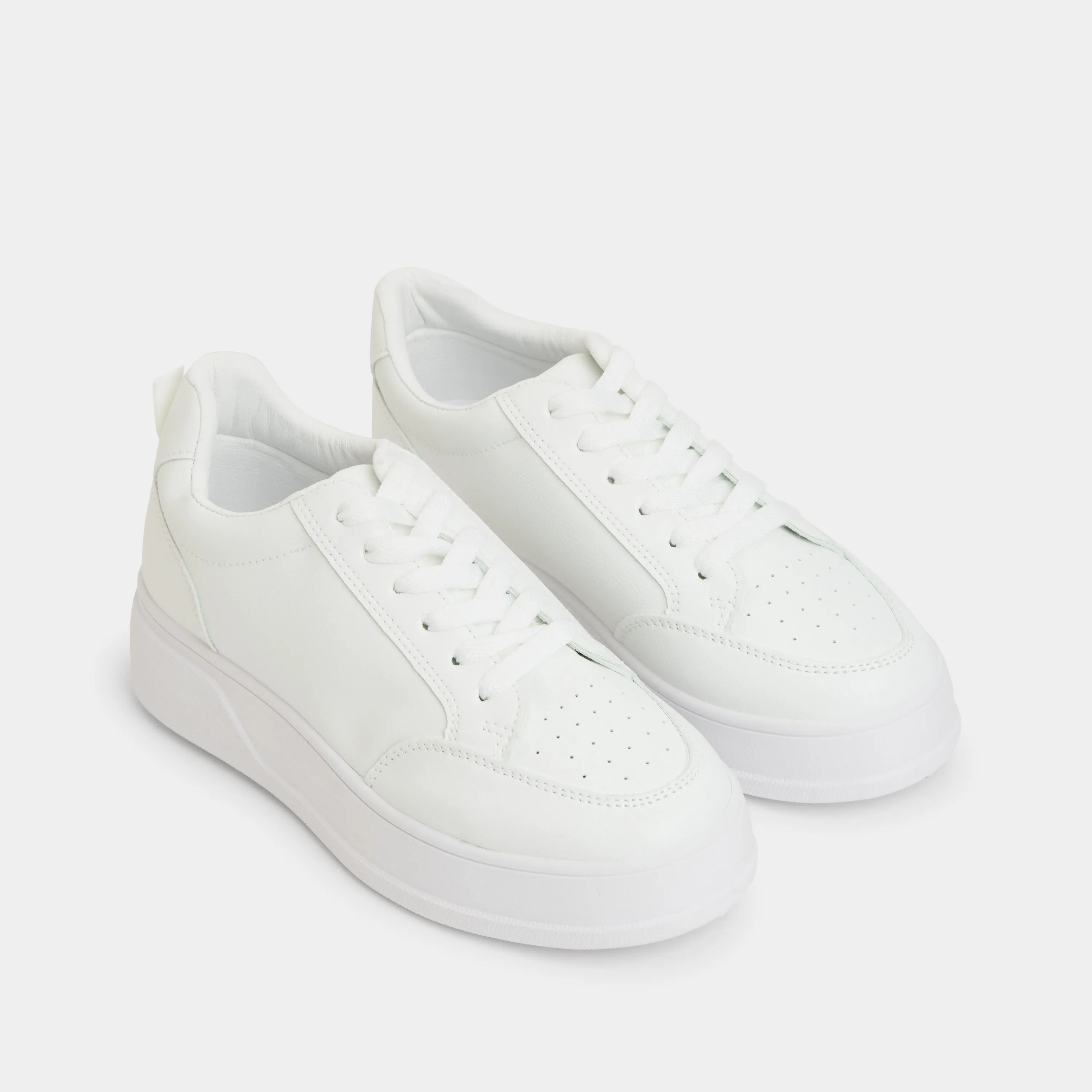 Megan Sneaker