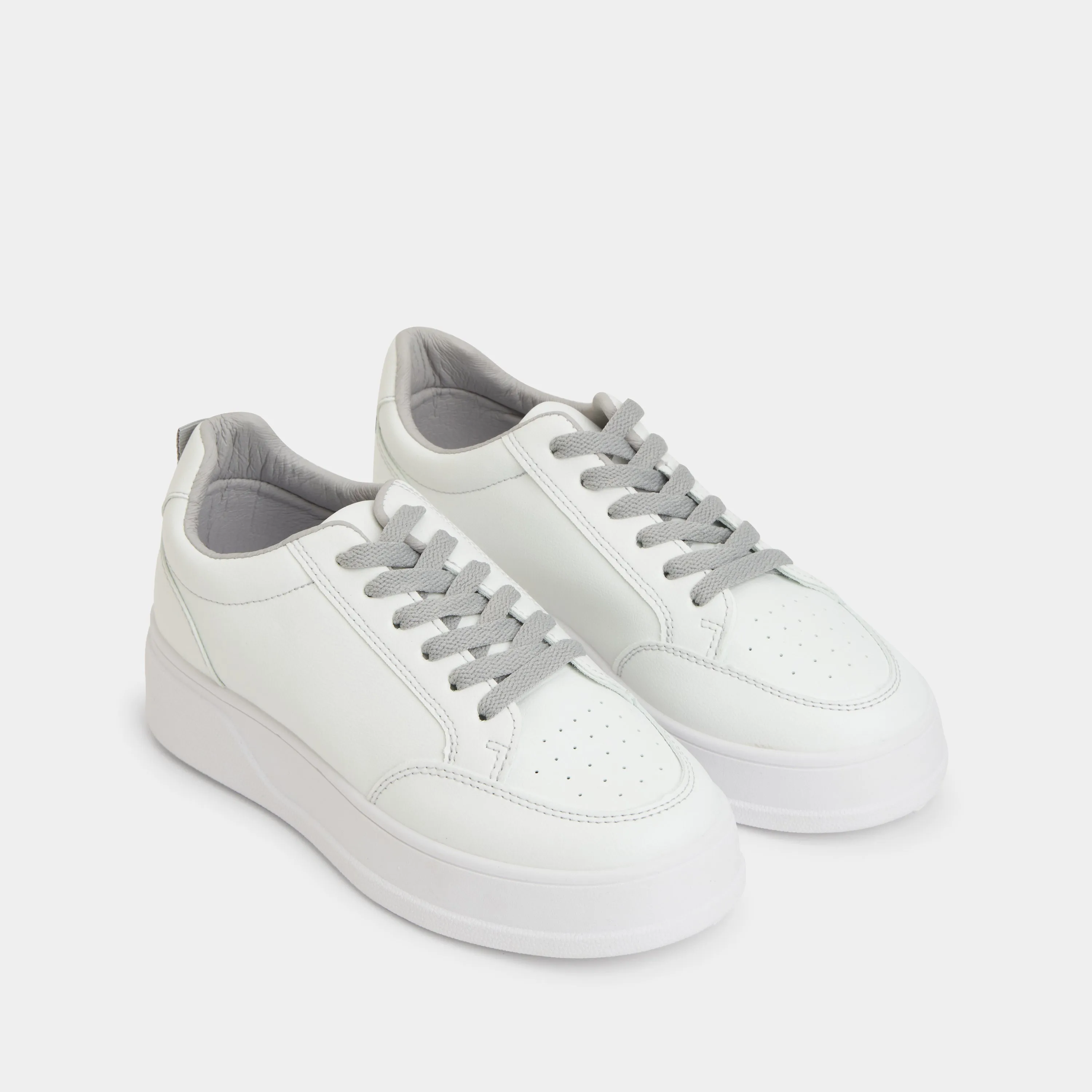 Megan Sneaker