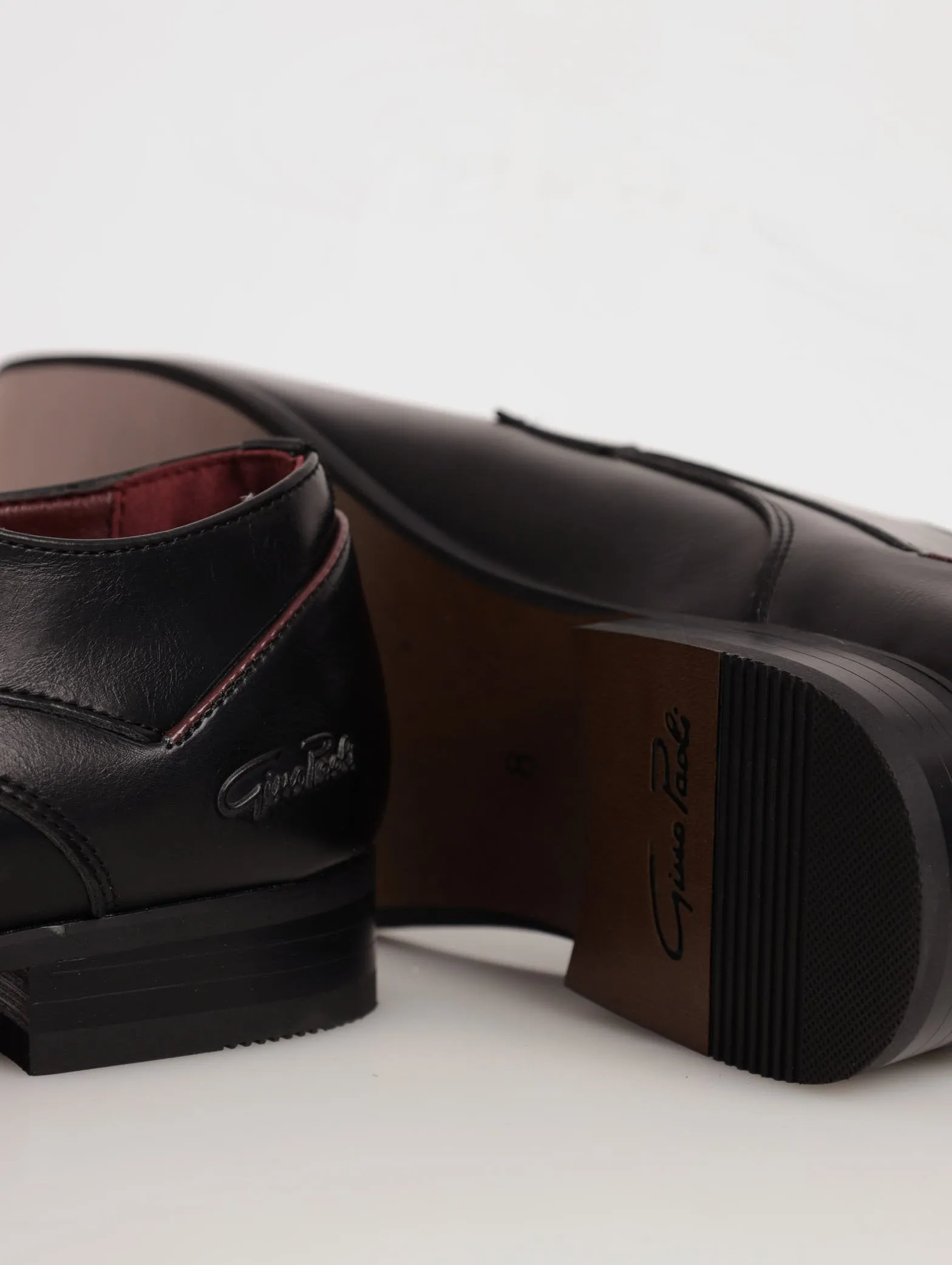 Men's Basic Lace-Up Derby Shoe - Black