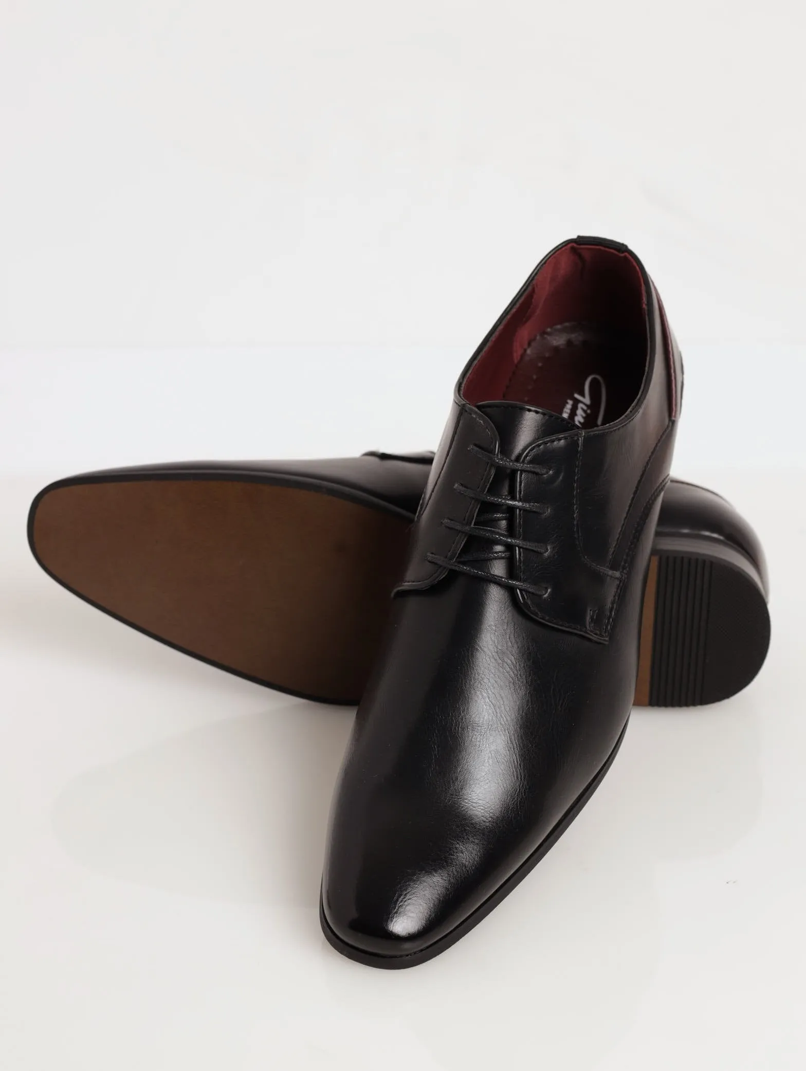 Men's Basic Lace-Up Derby Shoe - Black