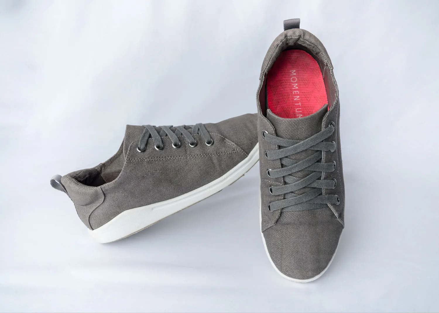 Momentum Slip-on Unisex Sneaker Dark Gray