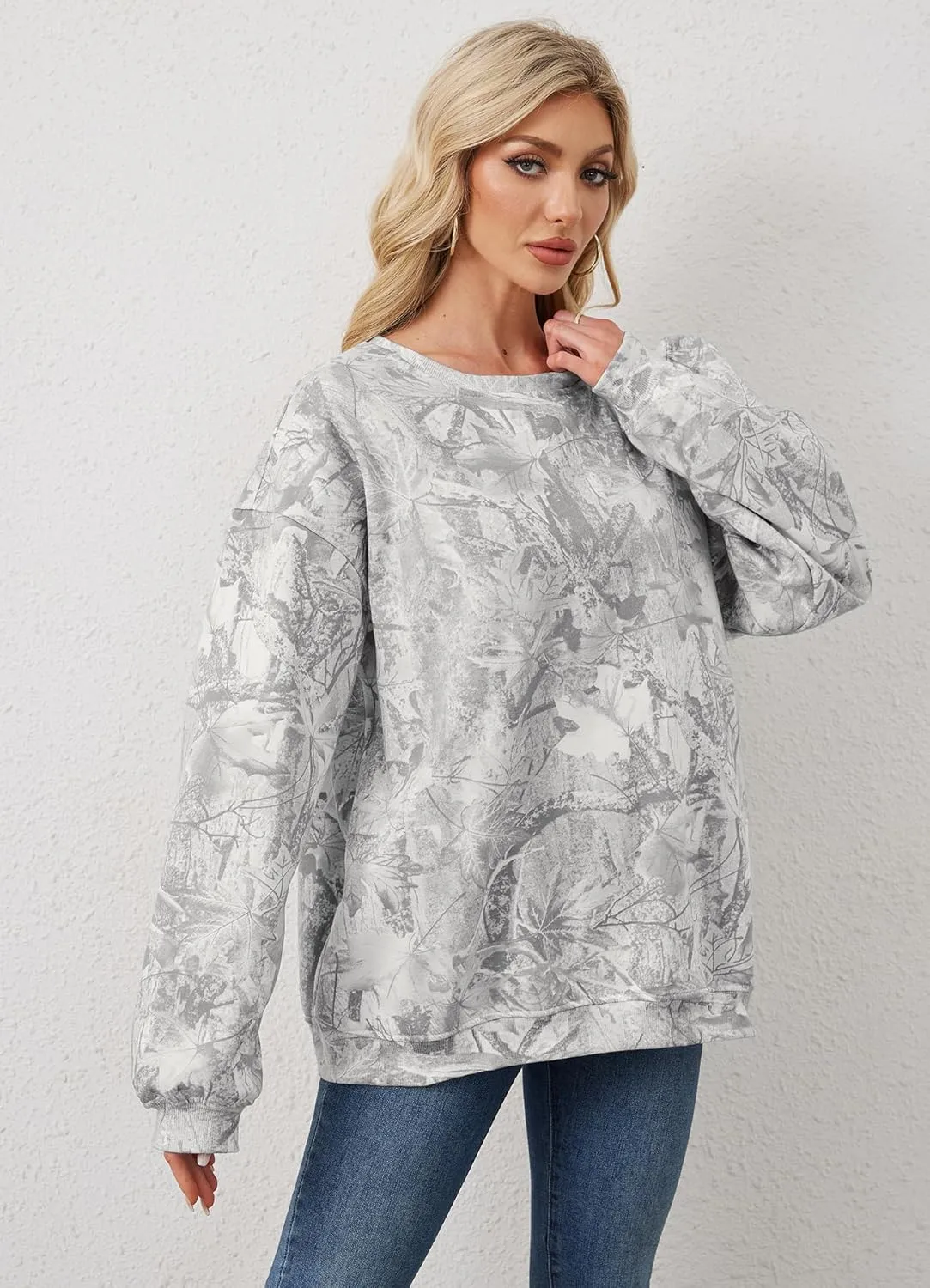 Oversized Camo Sweatshirt For Women Men Maple Leaf Camouflage Sweatshirts Hunting Camo Pullover Tops