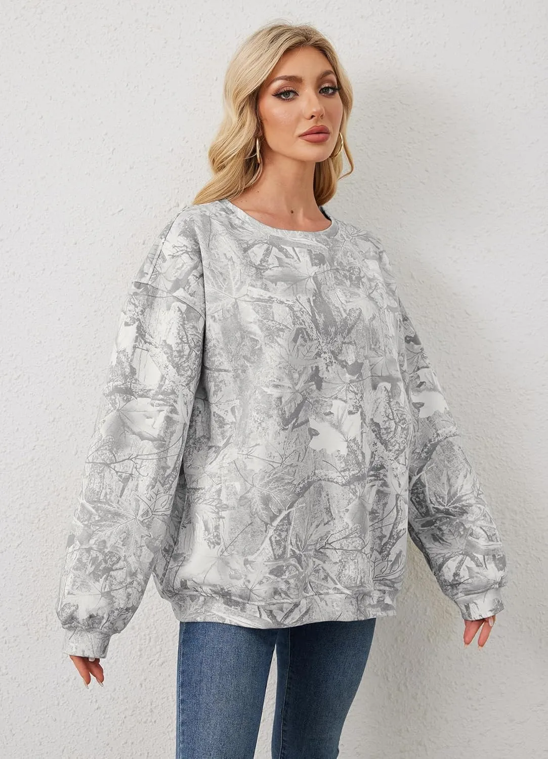 Oversized Camo Sweatshirt For Women Men Maple Leaf Camouflage Sweatshirts Hunting Camo Pullover Tops