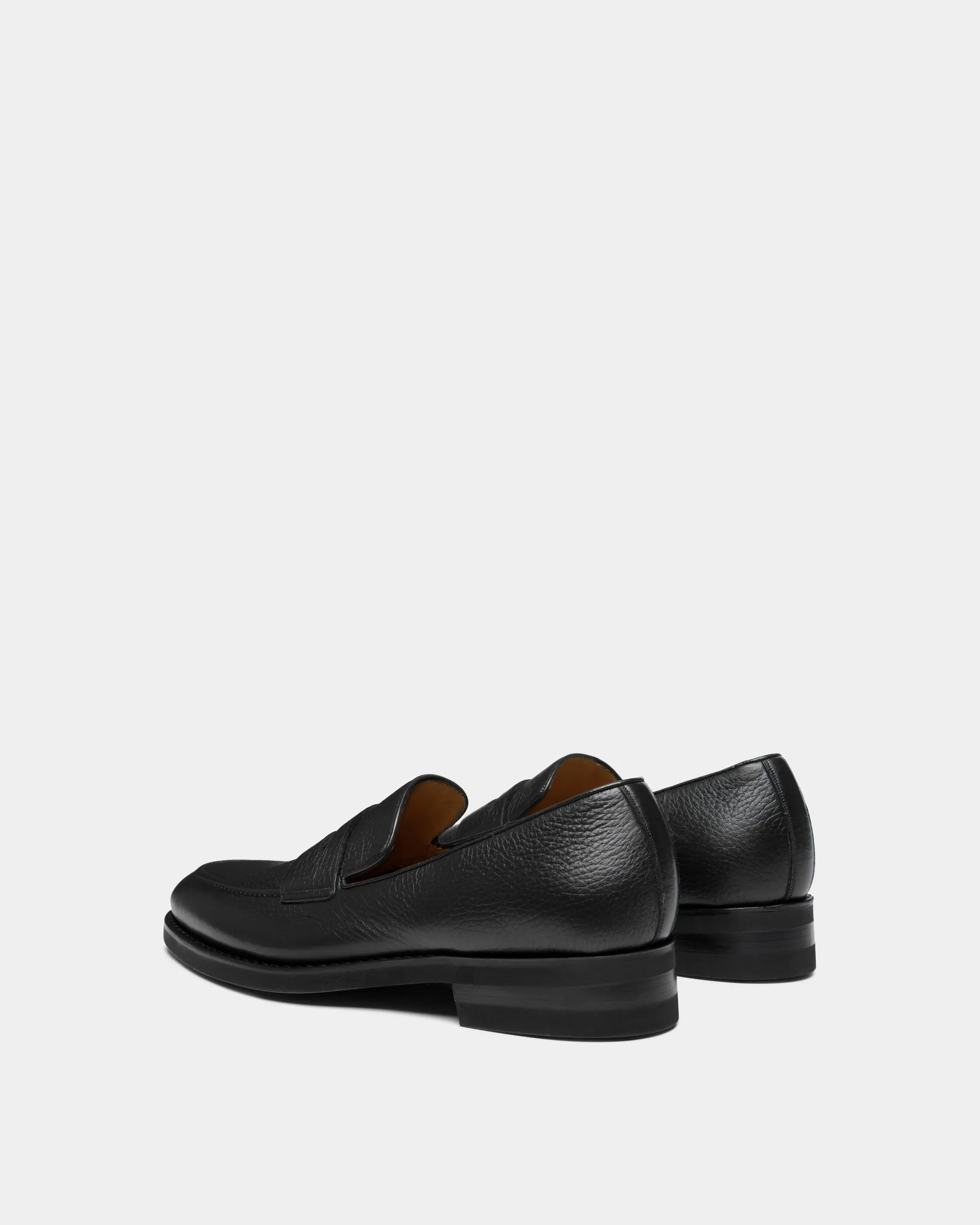 Scribe Un Loafer in Black Deer Leather