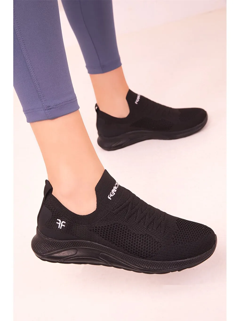 Women's Sports Shoes with Mesh Detail